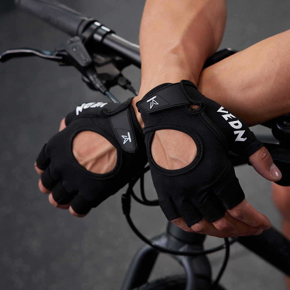 Gants d'haltérophilie pour fem - Crossfit Equipment avis et prix